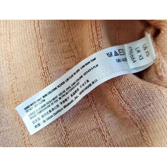 Free People FP BEACH Boho Top XS Soft Peach Crop Stretch Quilt Rib Base Short - Picture 10 of 11